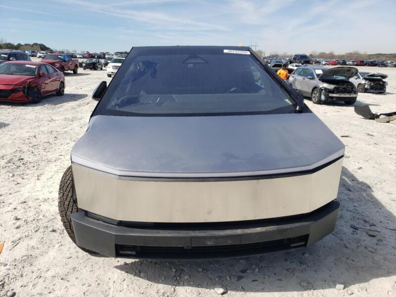 2024 TESLA CYBERTRUCK - 7G2CEHED5RA040883 | SeoVin.biz