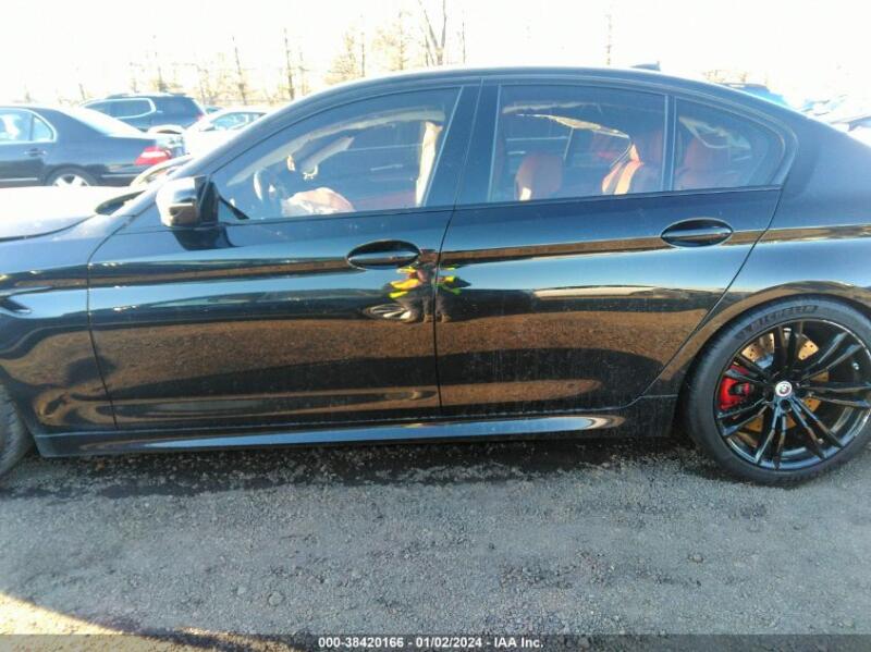 2021 BMW M5 - WBS83CH0XMCH00219 | SeoVin.biz