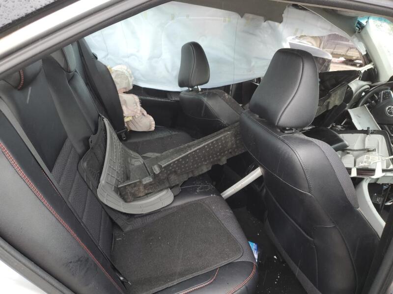 2017 TOYOTA CAMRY LE - 4T1BF1FK4HU400813 | SeoVin.biz