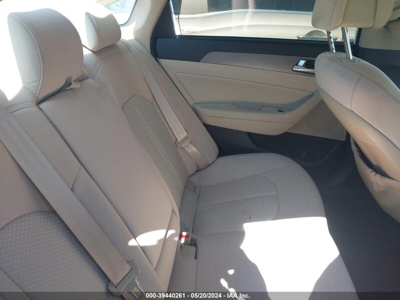 2015 HYUNDAI SONATA SE - 5NPE24AF6FH244466 | SeoVin.biz