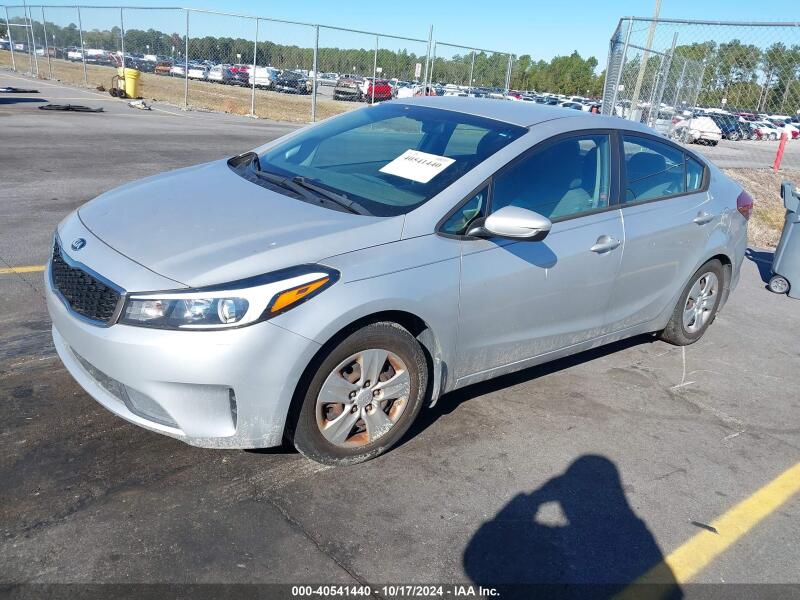 2018 KIA FORTE LX - 3KPFK4A79JE198500 | SeoVin.biz