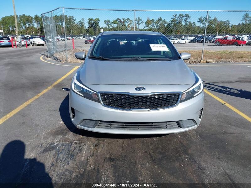 2018 KIA FORTE LX - 3KPFK4A79JE198500 | SeoVin.biz