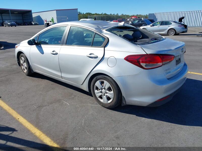 2018 KIA FORTE LX - 3KPFK4A79JE198500 | SeoVin.biz