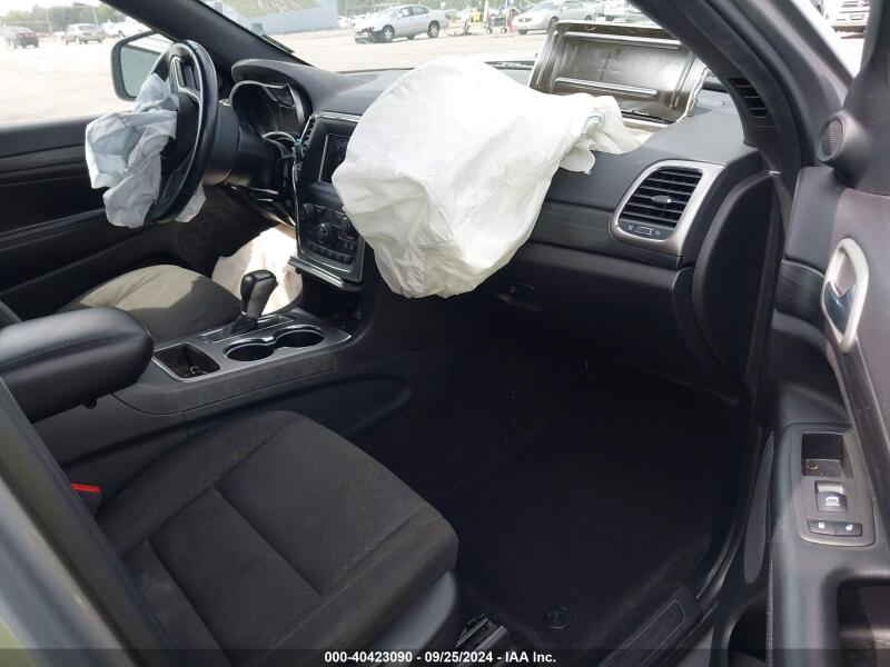 2020 JEEP GRAND CHEROKEE LAREDO E 4X2 - 1C4RJEAG4LC202825 | SeoVin.biz