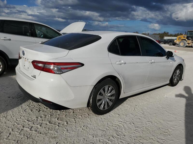 2018 TOYOTA CAMRY LE - 4T1B31HK5JU001677 | SeoVin.biz