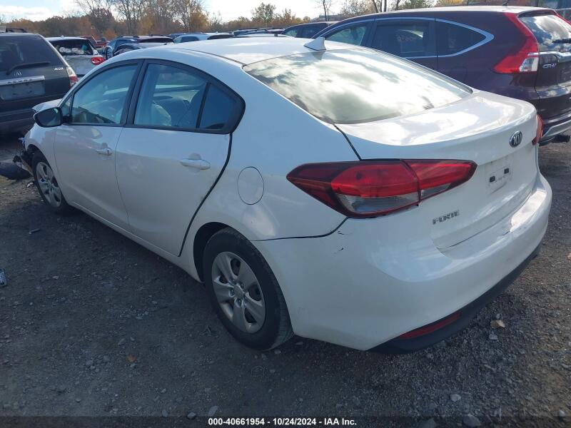 2018 KIA FORTE LX - 3KPFK4A72JE232681 | SeoVin.biz