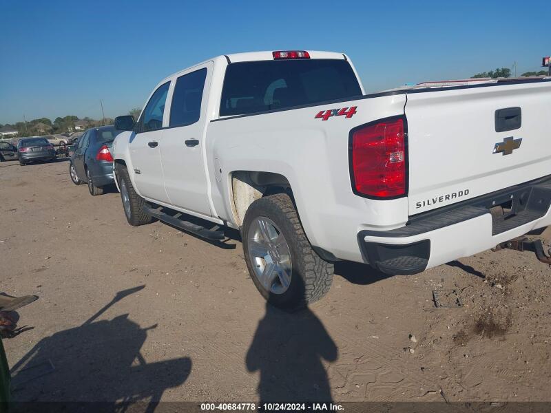2018 CHEVROLET SILVERADO 1500 CUSTOM - 3GCUKPEC6JG412797 | SeoVin.biz