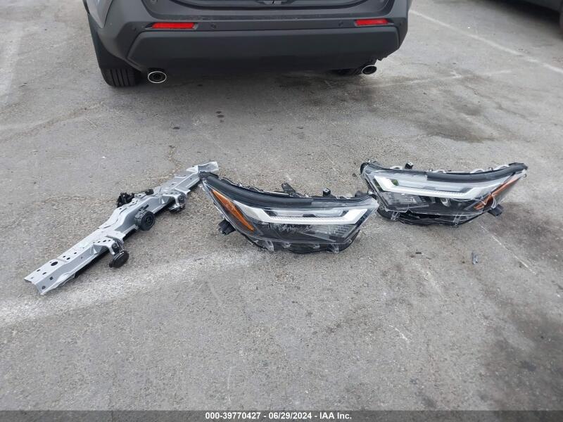 2024 TOYOTA RAV4 HYBRID XLE PREMIUM - JTMB6RFV7RD136890 | SeoVin.biz