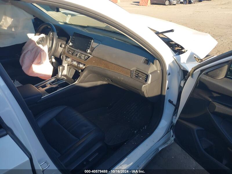 2018 HONDA ACCORD TOURING - 1HGCV1F91JA067472 | SeoVin.biz