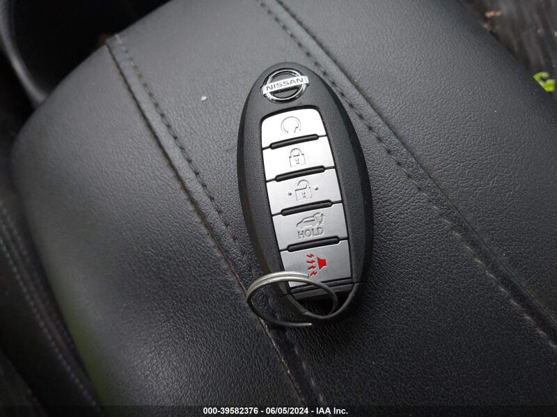 2017 NISSAN ROGUE SV - KNMAT2MV6HP562680 | SeoVin.biz