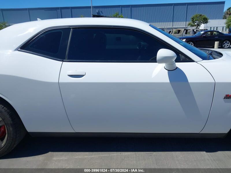 2015 DODGE CHALLENGER SRT 392 - 2C3CDZDJ5FH711825 | SeoVin.biz