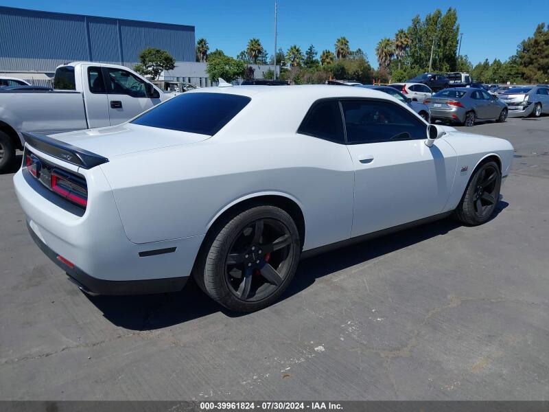 2015 DODGE CHALLENGER SRT 392 - 2C3CDZDJ5FH711825 | SeoVin.biz