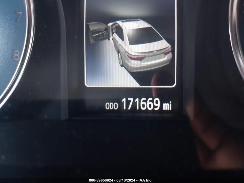 2017 TOYOTA CAMRY LE - 4T1BF1FK7HU431361 | SeoVin.biz