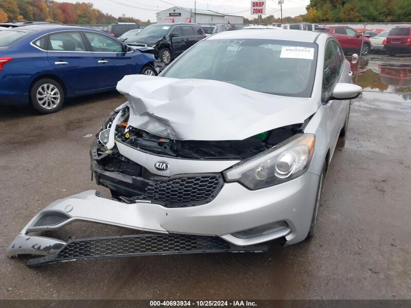 2016 KIA FORTE LX - KNAFX4A65G5437941 | SeoVin.biz