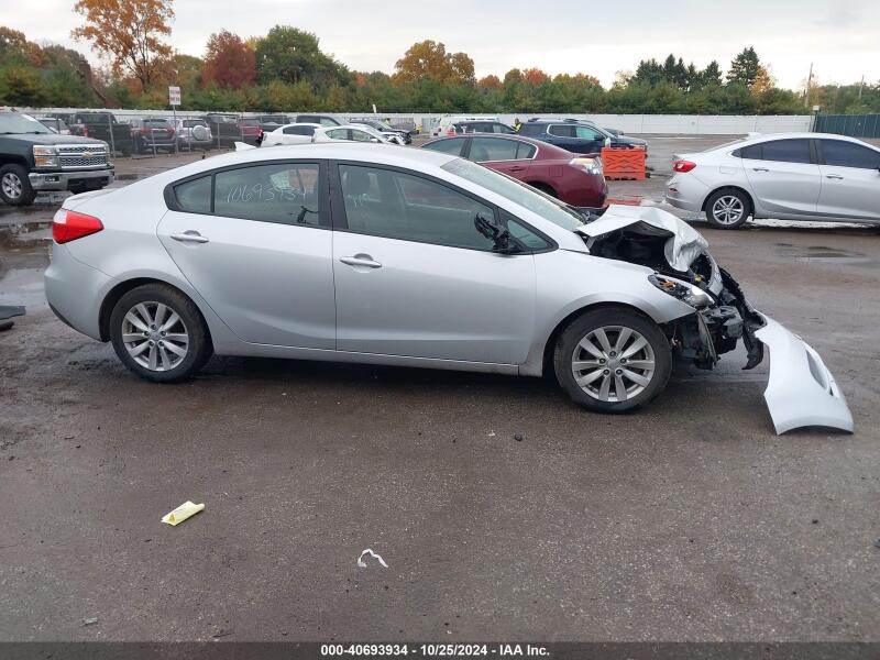 2016 KIA FORTE LX - KNAFX4A65G5437941 | SeoVin.biz