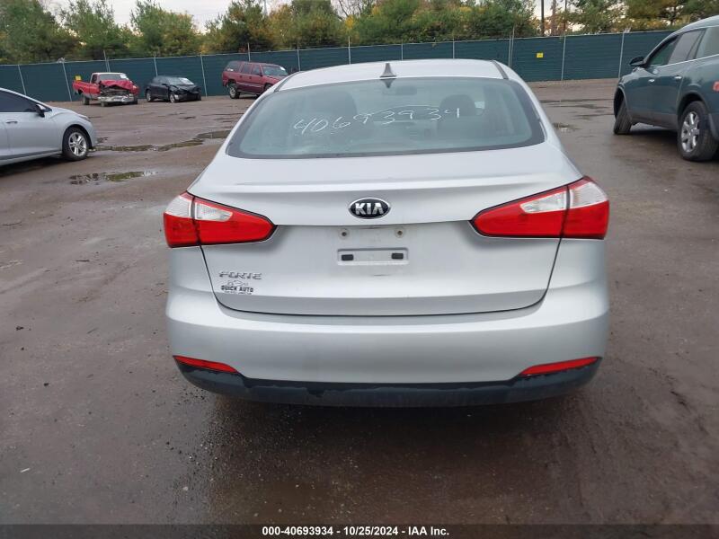 2016 KIA FORTE LX - KNAFX4A65G5437941 | SeoVin.biz