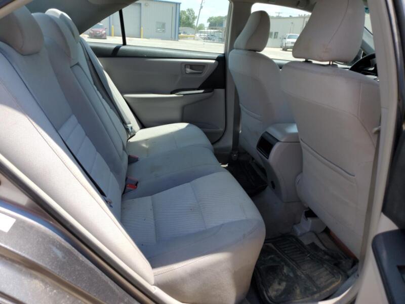 2017 TOYOTA CAMRY LE - 4T1BF1FK2HU402897 | SeoVin.biz