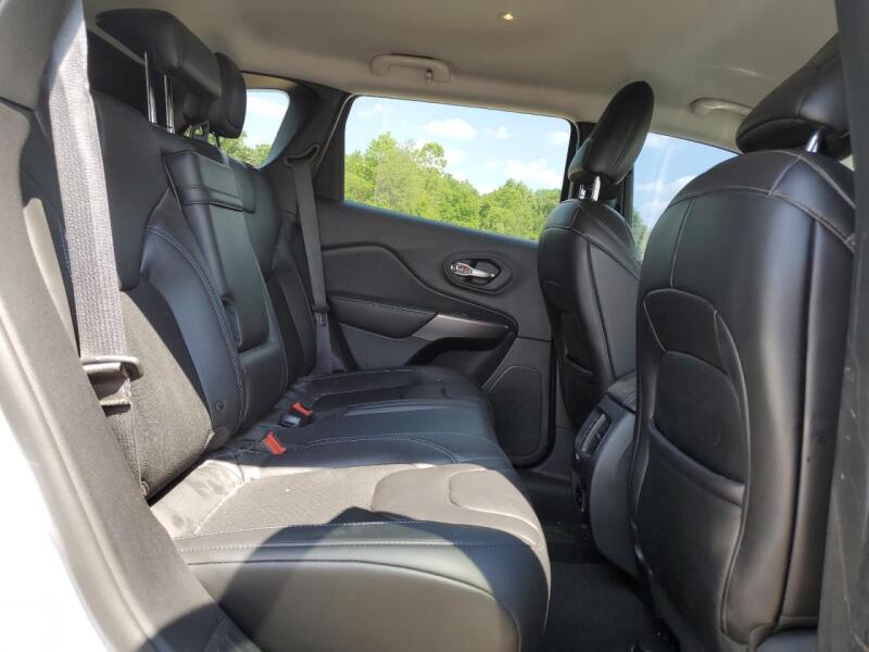 2019 JEEP CHEROKEE LATITUDE PLUS - 1C4PJMLB4KD397613 | SeoVin.biz