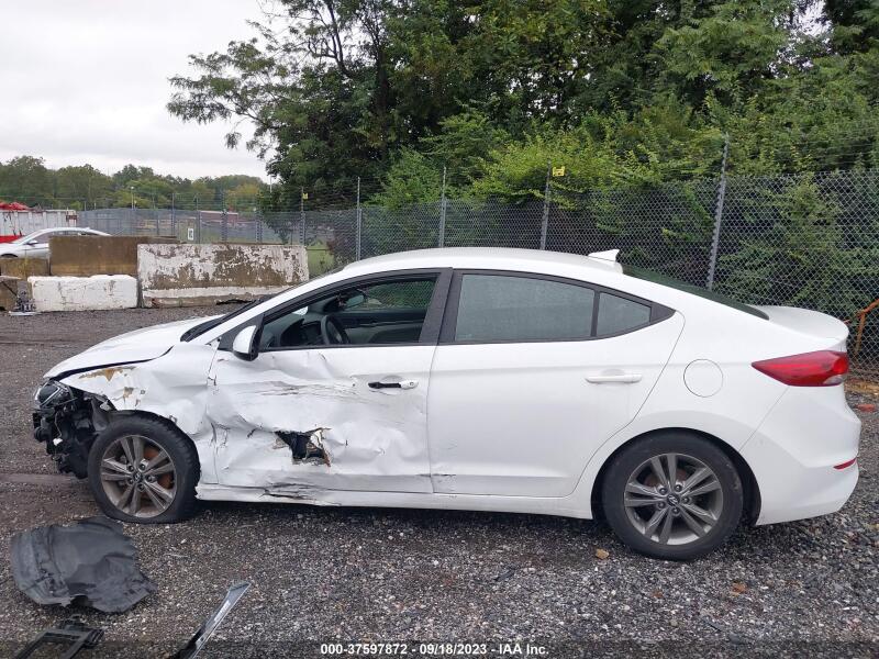 2017 HYUNDAI ELANTRA SE - 5NPD84LF1HH023951 | SeoVin.biz