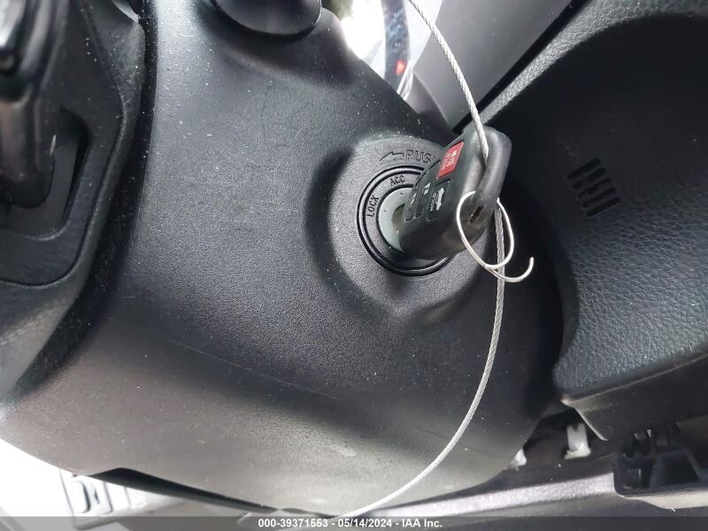 2015 TOYOTA COROLLA S PLUS - 5YFBURHE4FP301144 | SeoVin.biz