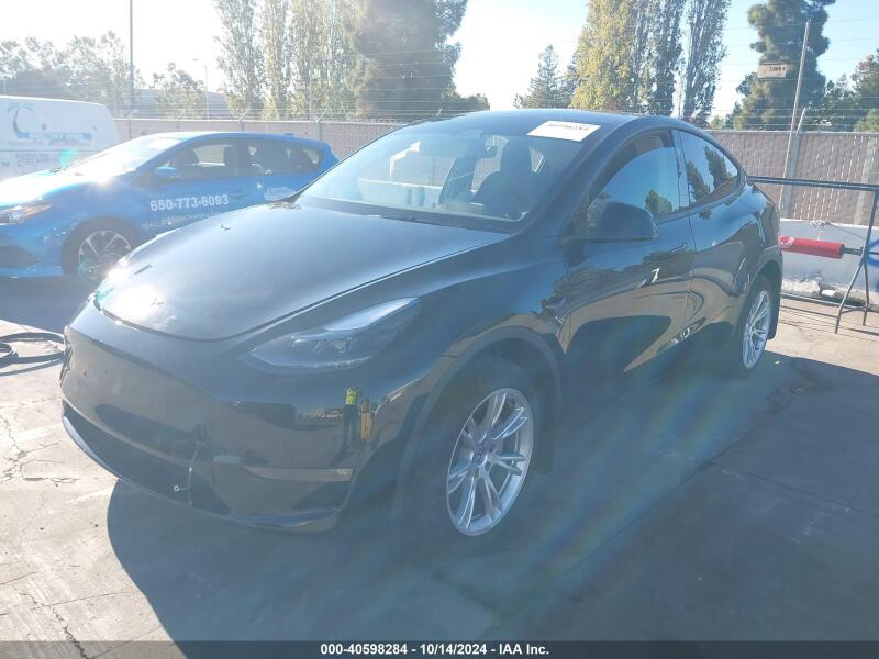 2024 TESLA MODEL Y LONG RANGE DUAL MOTOR ALL-WHEEL DRIVE - 7SAYGDEE5RF982457 | SeoVin.biz
