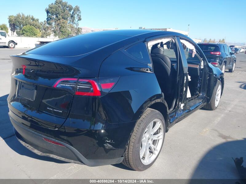 2024 TESLA MODEL Y LONG RANGE DUAL MOTOR ALL-WHEEL DRIVE - 7SAYGDEE5RF982457 | SeoVin.biz