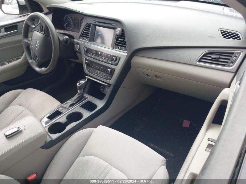 2017 HYUNDAI SONATA HYBRID SE - KMHE24L1XHA050272 | SeoVin.biz