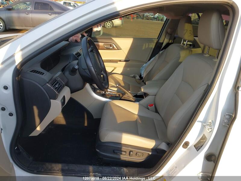 2017 HONDA ACCORD TOURING HYBRID - JHMCR6F7XHC800565 | SeoVin.biz