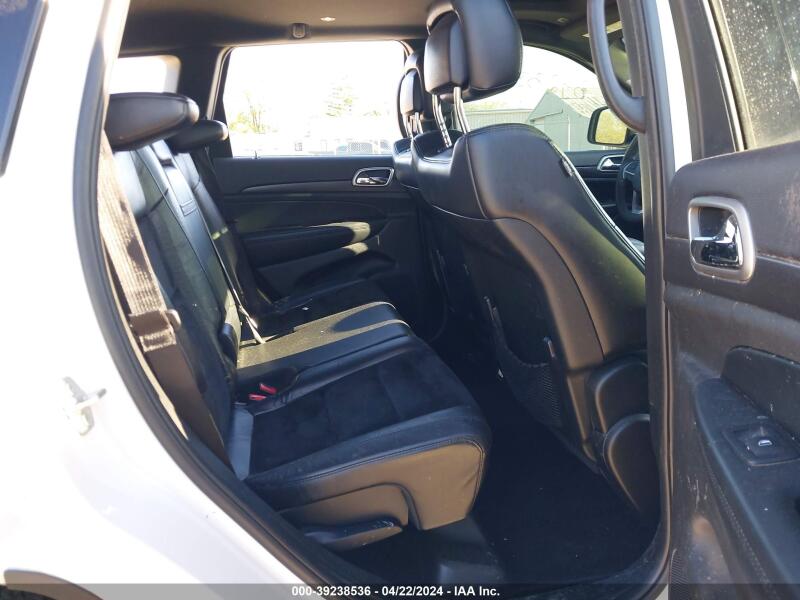 2018 JEEP GRAND CHEROKEE LAREDO - 1C4RJFAG0JC147518 | SeoVin.biz