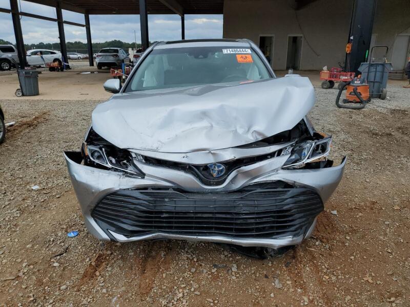 2018 TOYOTA CAMRY LE - 4T1B31HK5JU002280 | SeoVin.biz