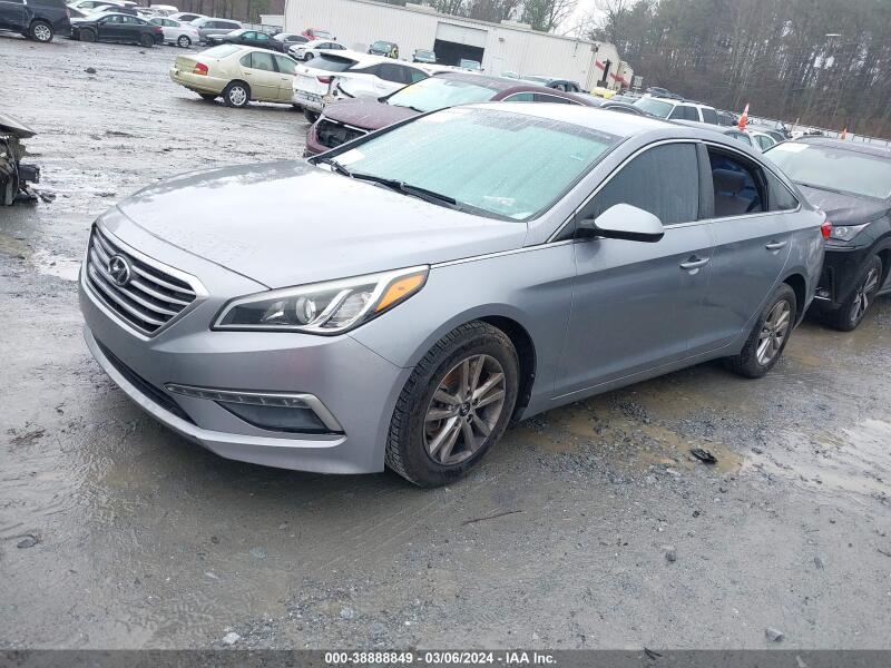 2015 HYUNDAI SONATA SE - 5NPE24AF8FH241441 | SeoVin.biz