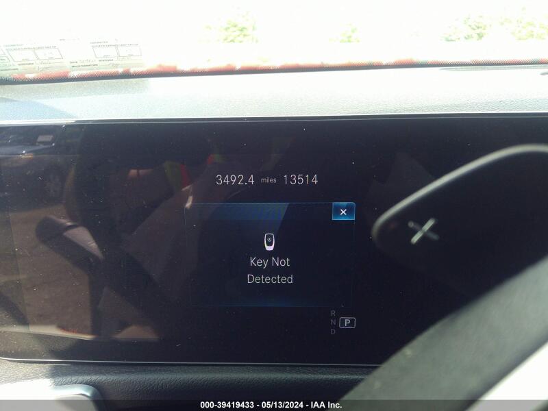 2022 MERCEDES-BENZ GLB 250 4MATIC - W1N4M4HB5NW240922 | SeoVin.biz