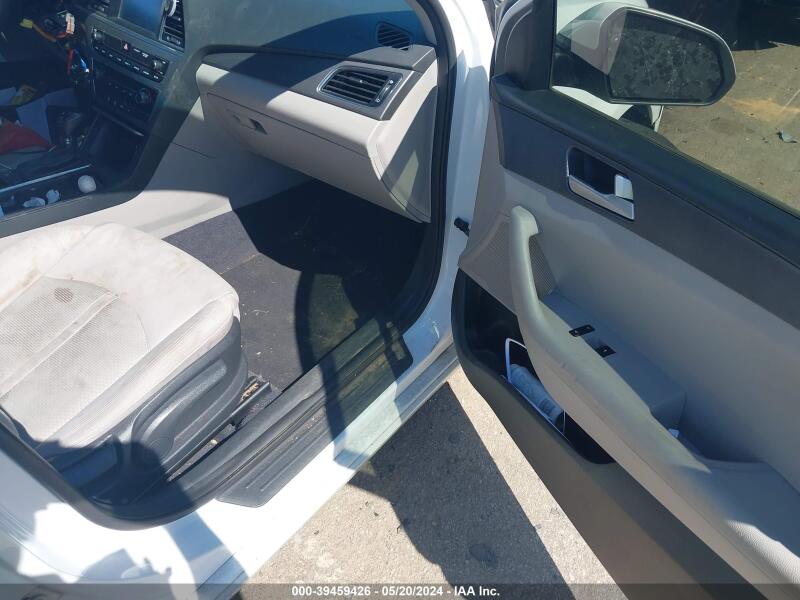 2016 HYUNDAI SONATA SE - 5NPE24AF9GH316715 | SeoVin.biz