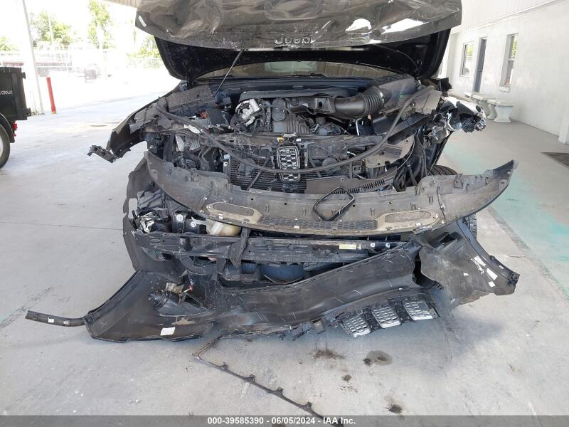 2018 JEEP GRAND CHEROKEE ALTITUDE 4X2 - 1C4RJEAG9JC391999 | SeoVin.biz