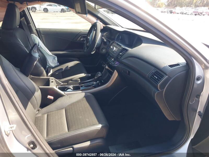 2017 HONDA ACCORD SPORT - 1HGCR2F5XHA252041 | SeoVin.biz