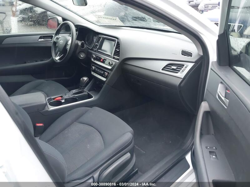 2018 HYUNDAI SONATA GL - 5NPE24AF6JH625789 | SeoVin.biz