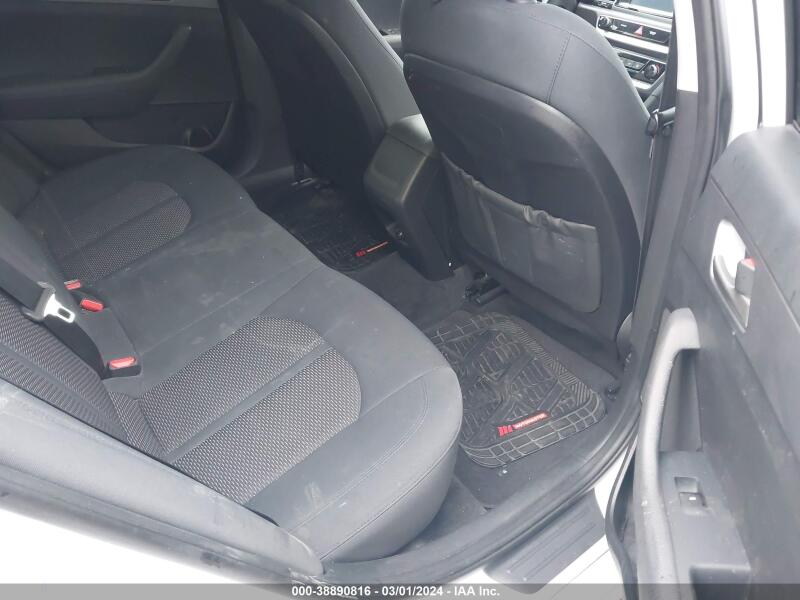 2018 HYUNDAI SONATA GL - 5NPE24AF6JH625789 | SeoVin.biz