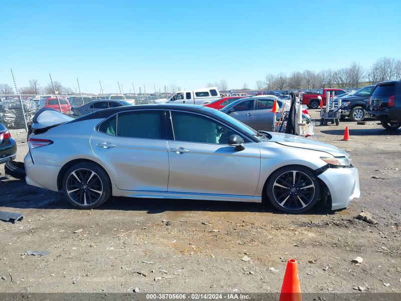 2018 TOYOTA CAMRY XSE - 4T1B61HK0JU069344 | SeoVin.biz