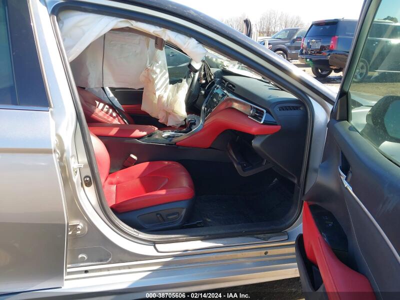 2018 TOYOTA CAMRY XSE - 4T1B61HK0JU069344 | SeoVin.biz