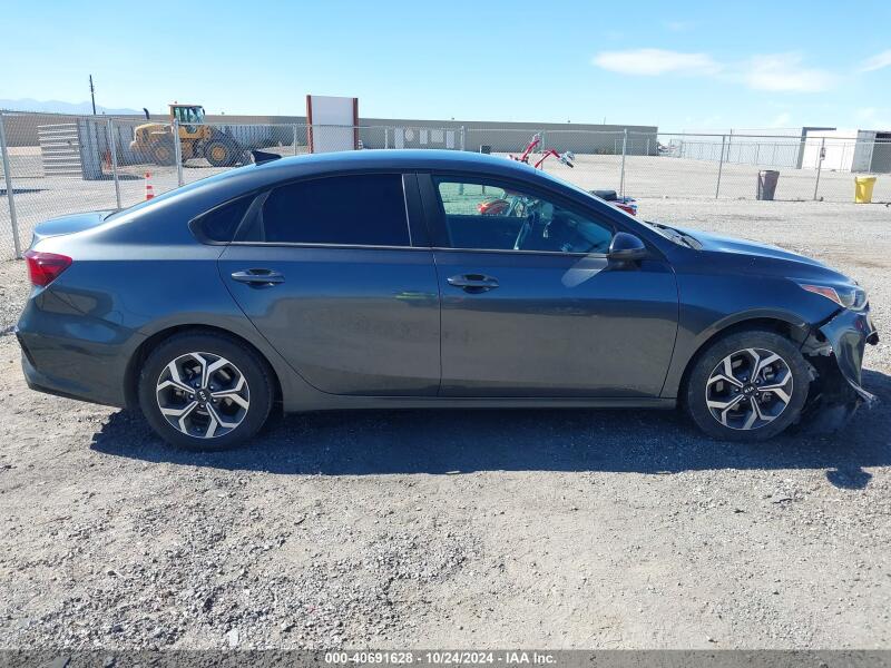 2019 KIA FORTE LXS - 3KPF24AD3KE111973 | SeoVin.biz