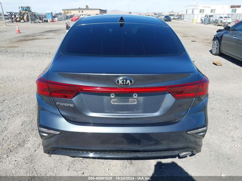 2019 KIA FORTE LXS - 3KPF24AD3KE111973 | SeoVin.biz
