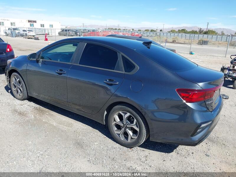 2019 KIA FORTE LXS - 3KPF24AD3KE111973 | SeoVin.biz