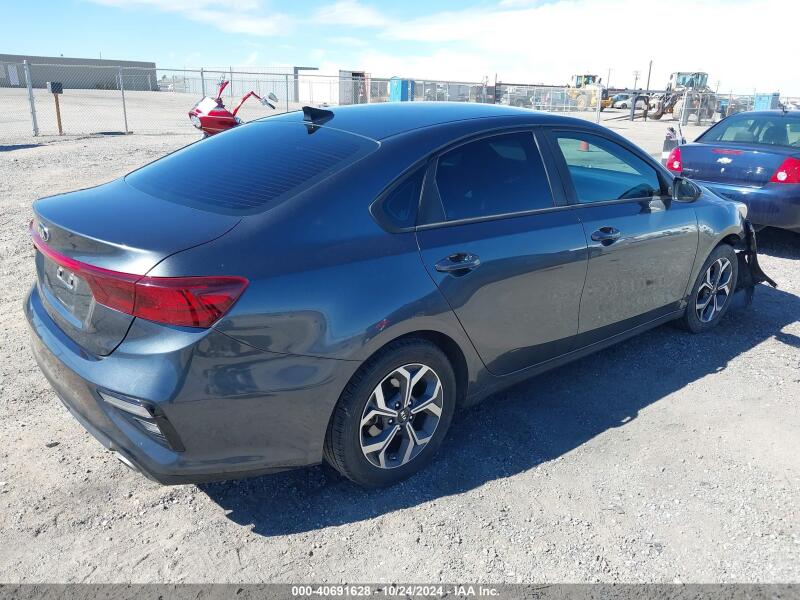 2019 KIA FORTE LXS - 3KPF24AD3KE111973 | SeoVin.biz
