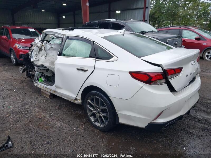 2018 HYUNDAI SONATA LIMITED 2.0T - 5NPE34AB9JH614084 | SeoVin.biz