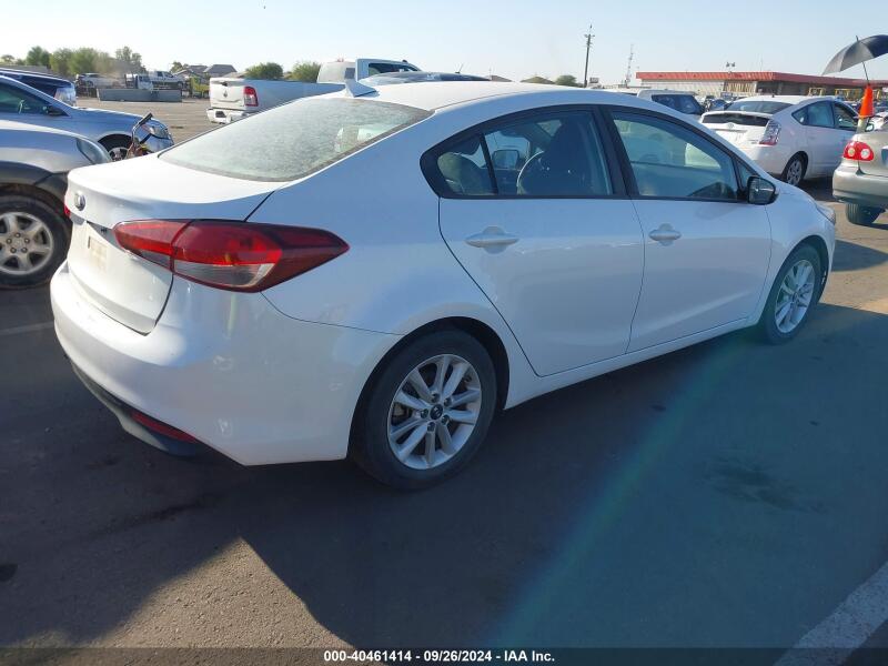 2017 KIA FORTE LX - 3KPFL4A72HE153471 | SeoVin.biz