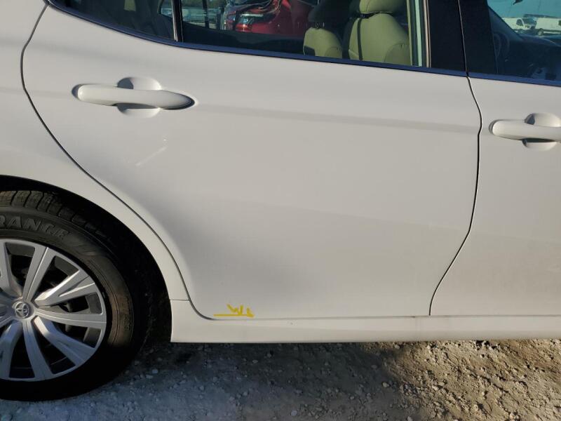 2021 TOYOTA CAMRY LE - 4T1C31AK4MU558552 | SeoVin.biz