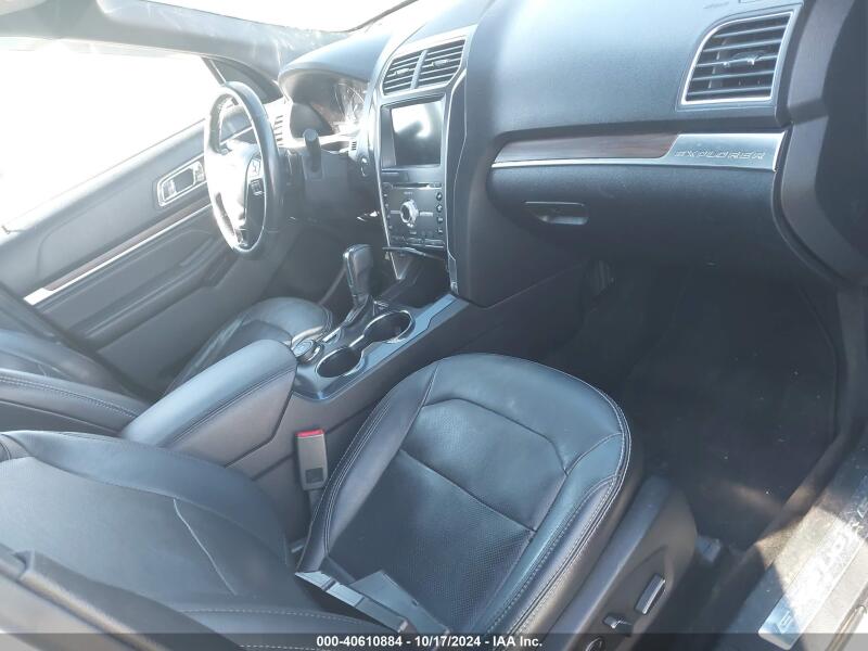 2017 FORD EXPLORER LIMITED - 1FM5K8F80HGD74585 | SeoVin.biz