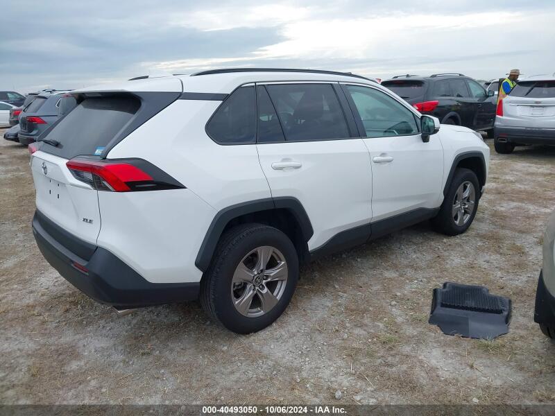 2023 TOYOTA RAV4 XLE - 2T3W1RFVXPC232546 | SeoVin.biz