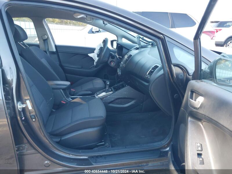 2017 KIA FORTE LX - 3KPFL4A73HE006608 | SeoVin.biz