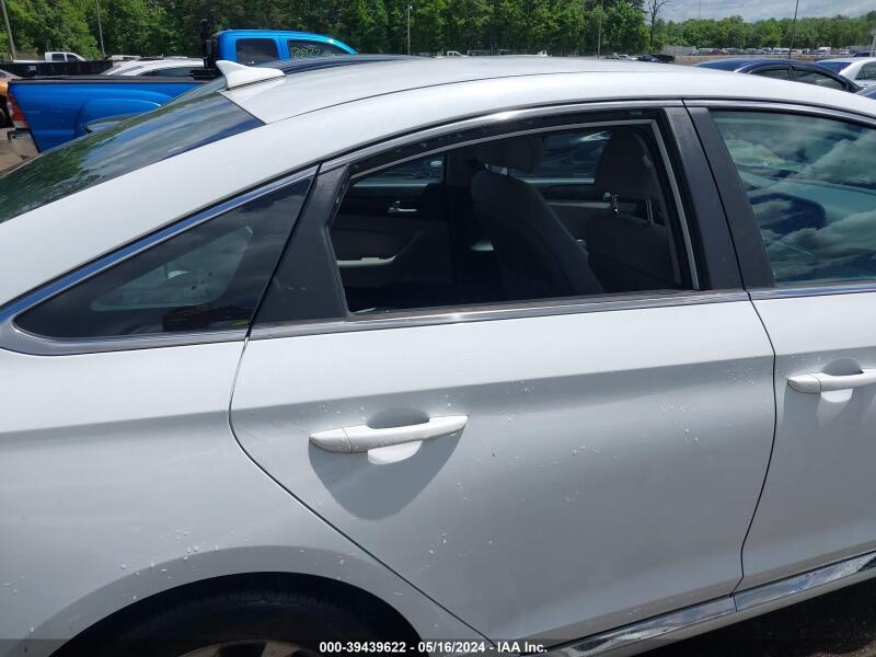 2015 HYUNDAI SONATA SPORT - 5NPE34AF5FH083010 | SeoVin.biz